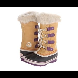 Sorel Joan of Arctic Girl’s Snowboots Curry